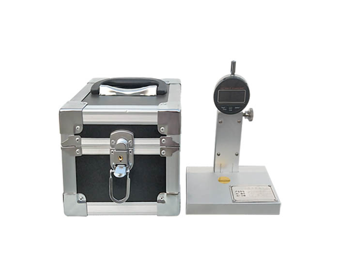 LHBH-950   標(biāo)線厚度測定儀